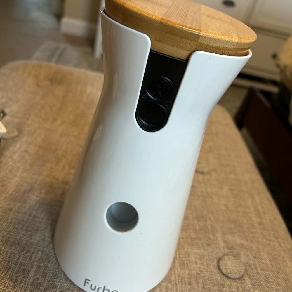 FURBO DOG TREAT CAMERA
